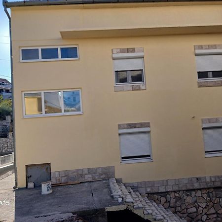Apartments Neira Near Dubrovnik Ivanica Bagian luar foto