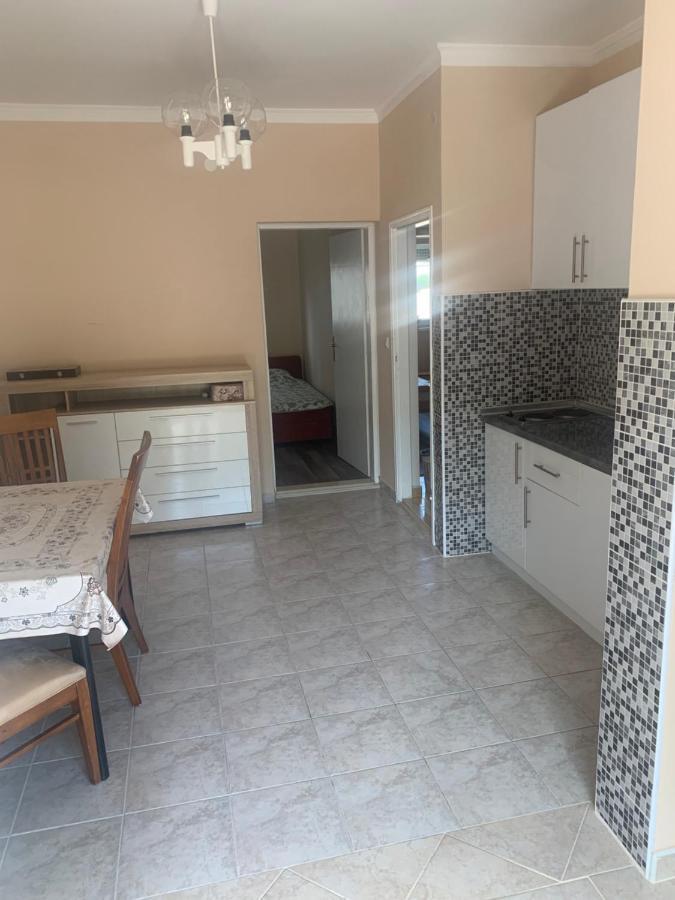 Apartments Neira Near Dubrovnik Ivanica Bagian luar foto