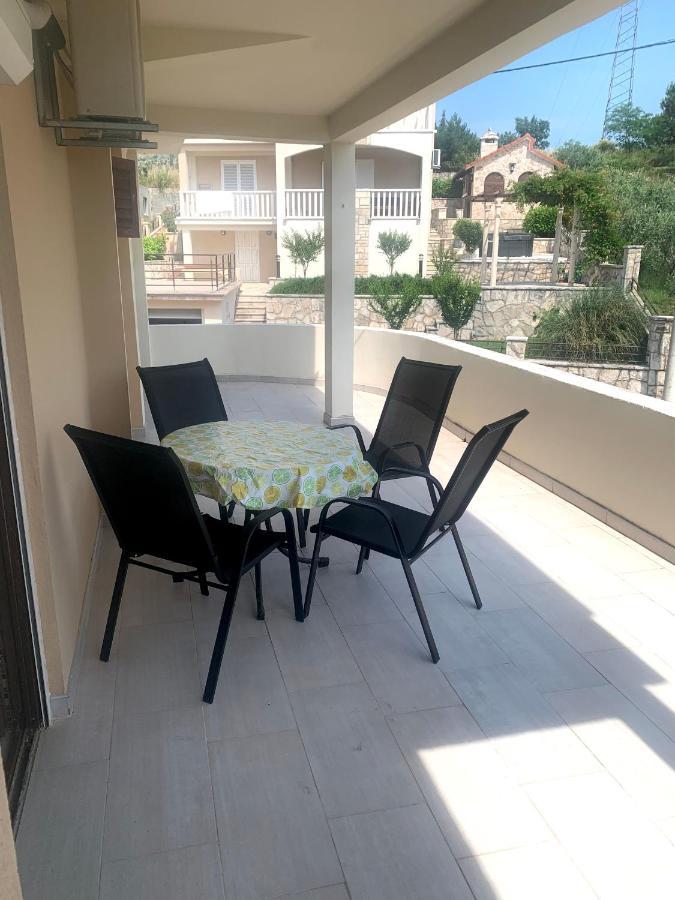 Apartments Neira Near Dubrovnik Ivanica Bagian luar foto