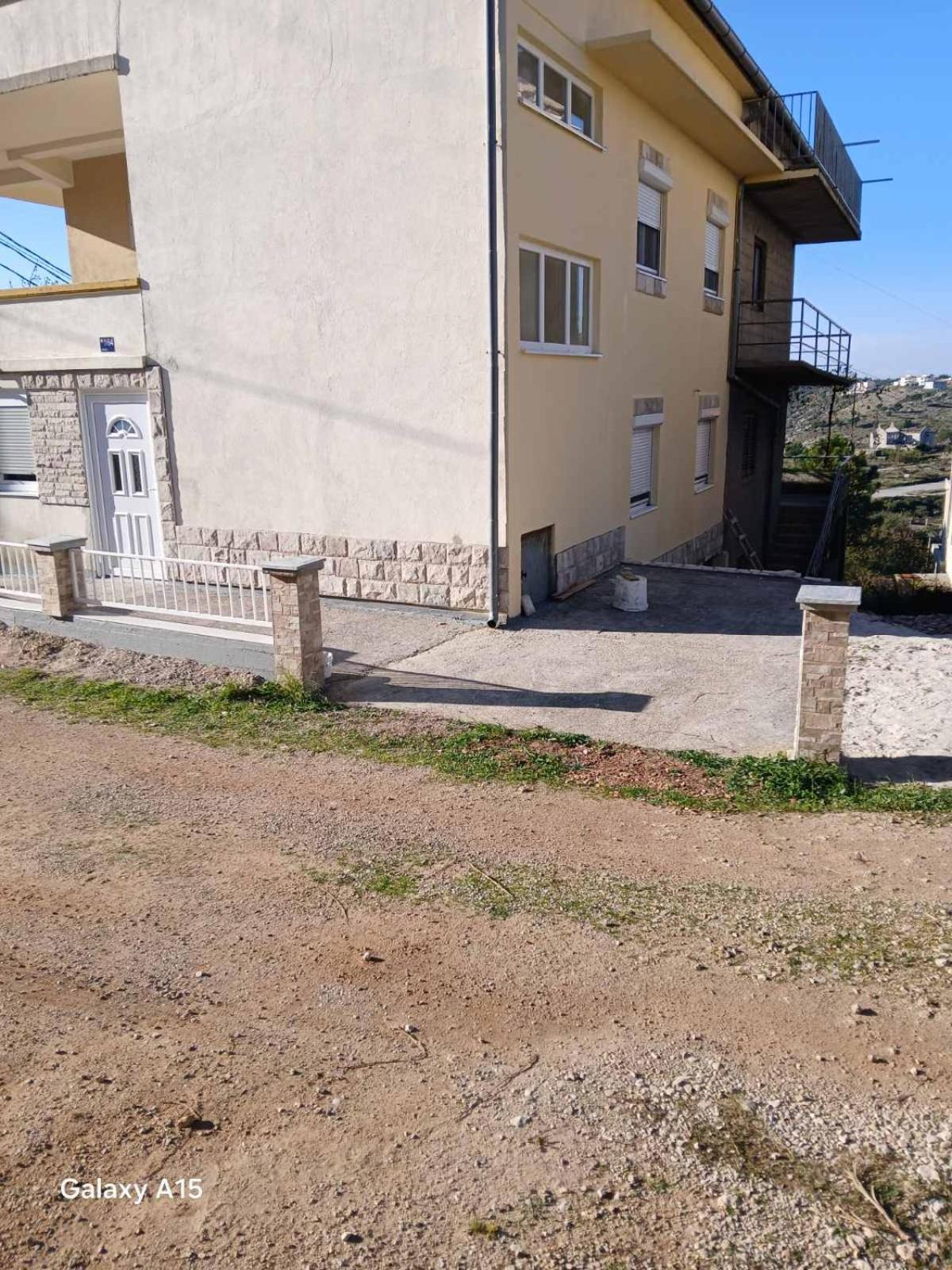 Apartments Neira Near Dubrovnik Ivanica Ruang foto